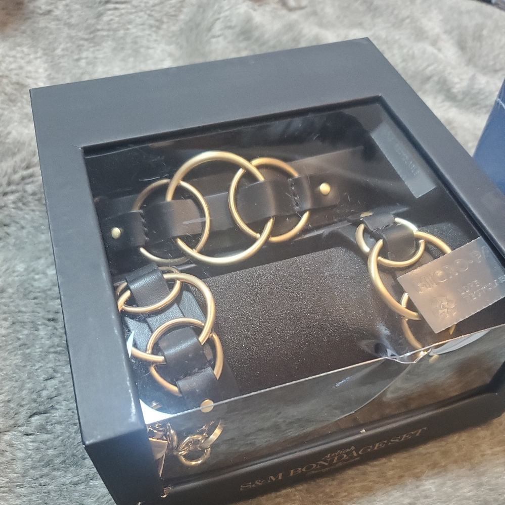 Honey Birdette collar and Cuff set black - Picture 2 of 2